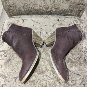 MIA Used Condition Brown Block Heel Bootie Size 8.5